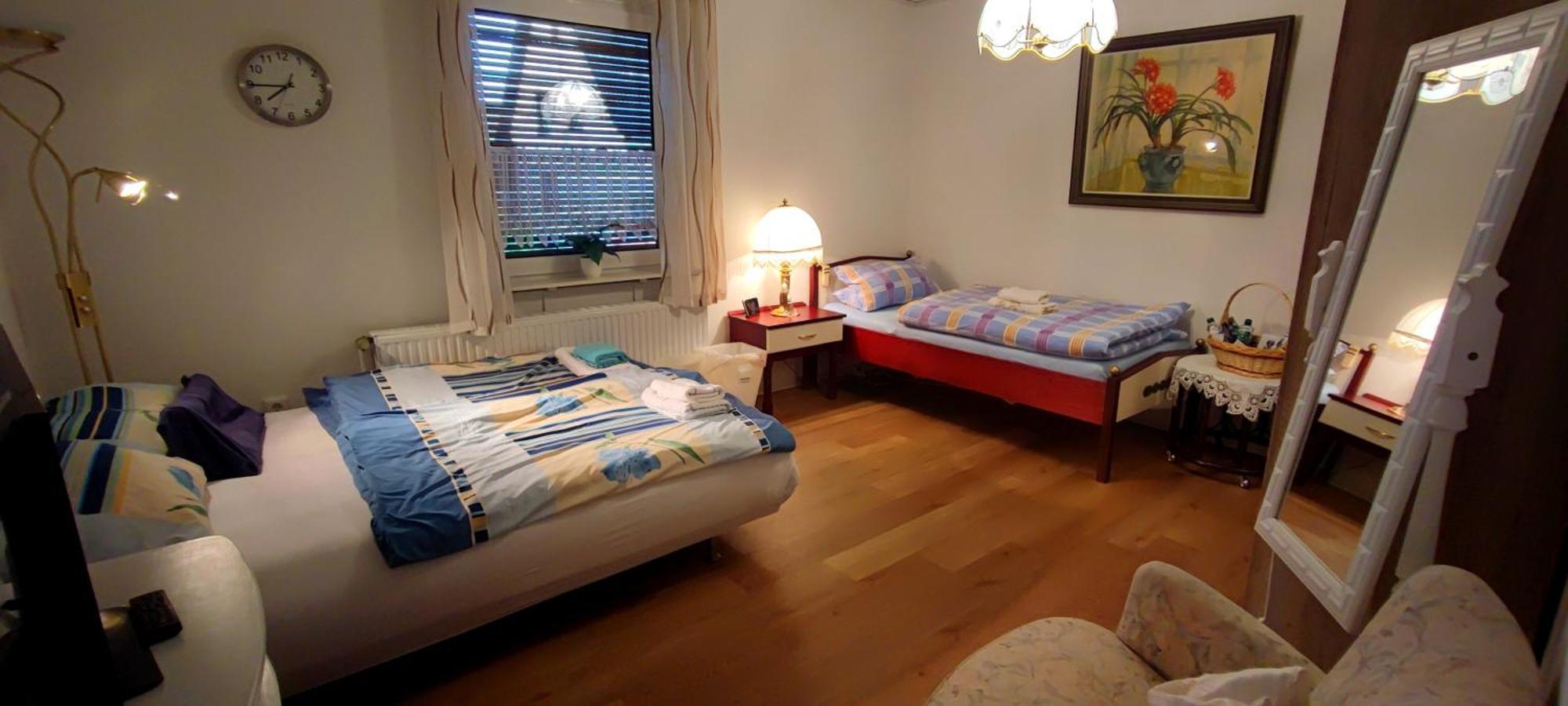 Haus Am Park Hotel Steinhagen  Bagian luar foto